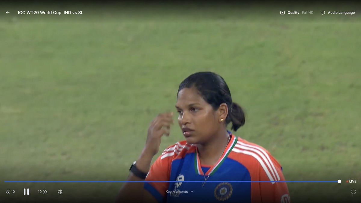 TheAcecricket's tweet photo. ASHA SHOBNA STRIKES ONCE MORE! ๐
Asha Shobna claims her third wicket, WHAT A BOWLER! ๐ India dominating the field today! ๐ฎ๐ณ๐
Sri Lanka 8 wickets down for 65 in 14.2 Overs
#IndiaCricket #Cricket #CricketTwitter #CricketNews #IndianCricket #INDWVSSLW #slwvsinw #T20Cricket #ICT #IndianCricketTeam #IndianCricketwomen #ShafaliVerma #SmritiMandhana #HarmanpreetKaur #JemimahRodrigues #RichaGhosh #DeeptiSharma #ArundhatiReddy #PoojaVastrakar #ShreyankaPatil #AshaSobhana #RenukaThakurSingh