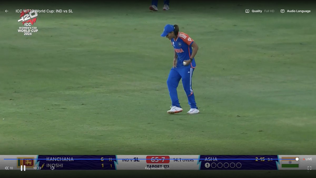 TheAcecricket's tweet photo. ASHA SHOBNA STRIKES ONCE MORE! ๐
Asha Shobna claims her third wicket, WHAT A BOWLER! ๐ India dominating the field today! ๐ฎ๐ณ๐
Sri Lanka 8 wickets down for 65 in 14.2 Overs
#IndiaCricket #Cricket #CricketTwitter #CricketNews #IndianCricket #INDWVSSLW #slwvsinw #T20Cricket #ICT #IndianCricketTeam #IndianCricketwomen #ShafaliVerma #SmritiMandhana #HarmanpreetKaur #JemimahRodrigues #RichaGhosh #DeeptiSharma #ArundhatiReddy #PoojaVastrakar #ShreyankaPatil #AshaSobhana #RenukaThakurSingh