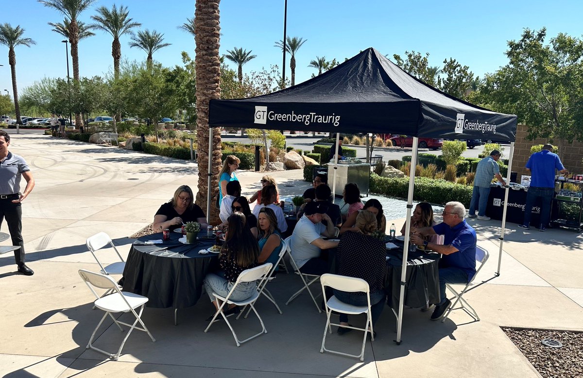 GT_Law's tweet image. 🌮🎉 Nothing beats the combination of tasty tacos and sunshine! Our GT Las Vegas office spiced things up on Friday, October 4th by celebrating National Taco Day with fresh grilled tacos from Jorge and Dalila’s Taco Bar. 🥳🌟 #NationalTacoDay #GTLasVegas #SupportSmallBusiness