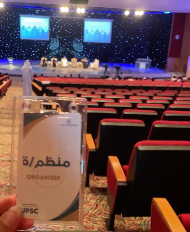 Rubahea2's tweet photo. #يوم_الصيدلي_العالمي 🤍 https://t.co/FhVpvRMMZD