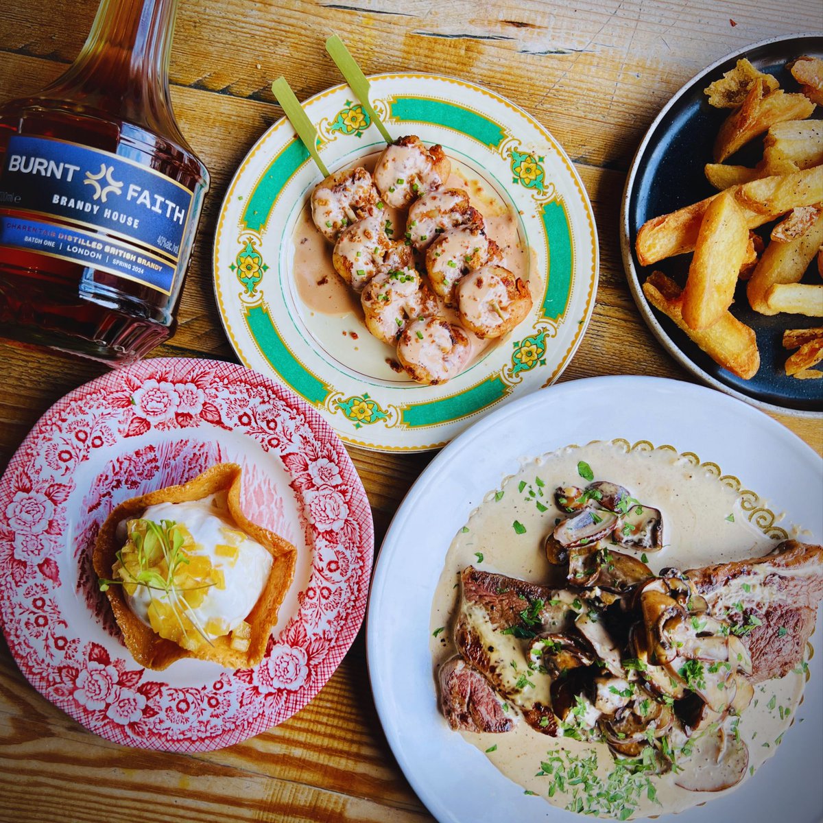 We're excited to reveal the dishes for An Evening With Burnt Faith - Thursday night, here at The Collab.

Book now loom.ly/c783lTk

#walthamstow #london #londonrestaurant #cocktail #dinner