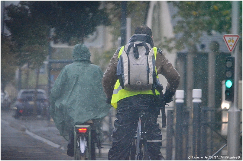 Cliches49's tweet image. Quand Kirk nous rend visite dans le secteur angevin...
#tempetekirk #tempete #meteorologie