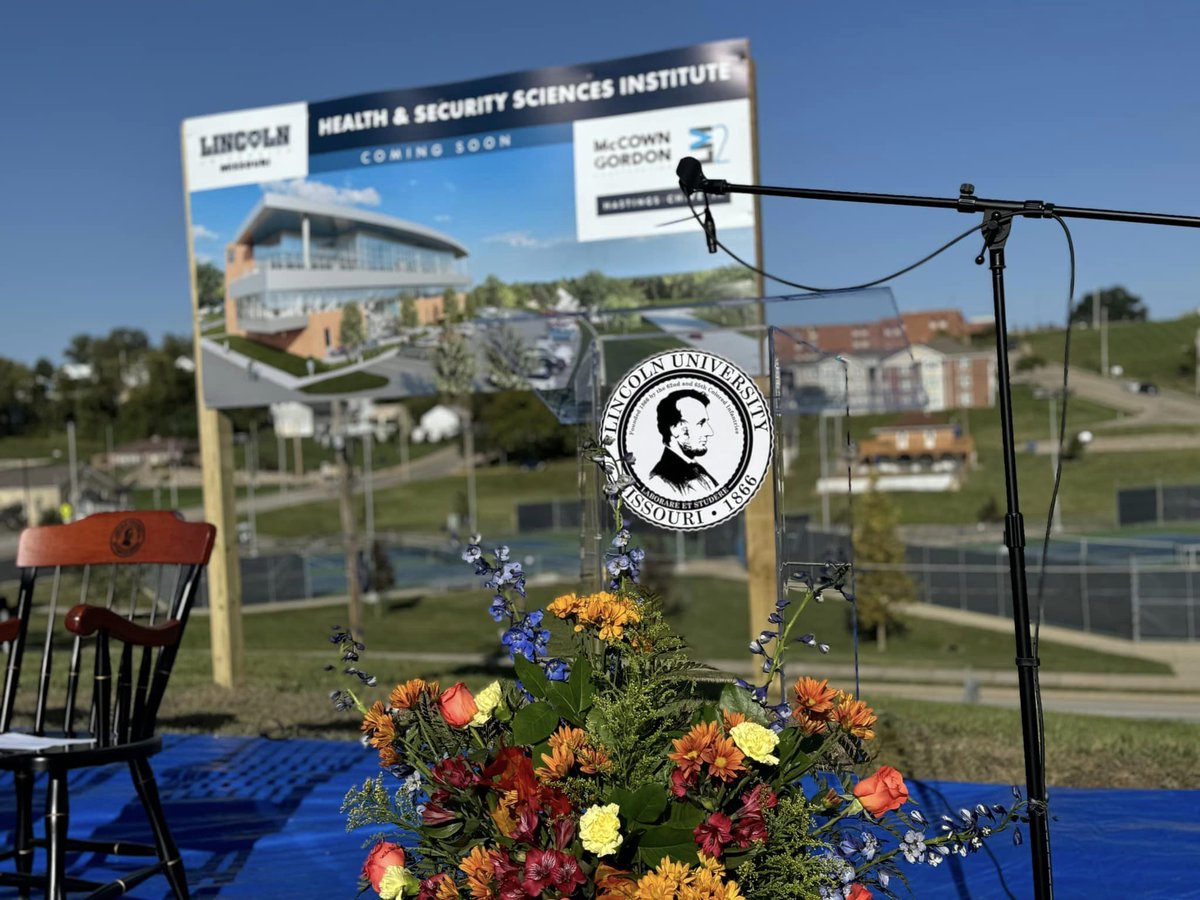 Hastings+Chivetta is excited to announce the groundbreaking of Lincoln University's new Health and Security Sciences Institute (HSSI), which took place on October 3rd. 

Photo credit: Lincoln University - Missouri

#Architecture #design #hastingschivetta #groundbreak #LU