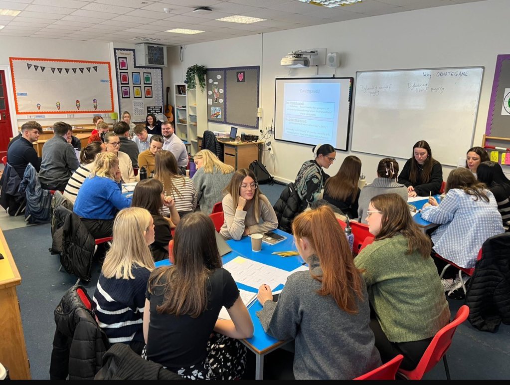 Ysgol y Castell tweet media
