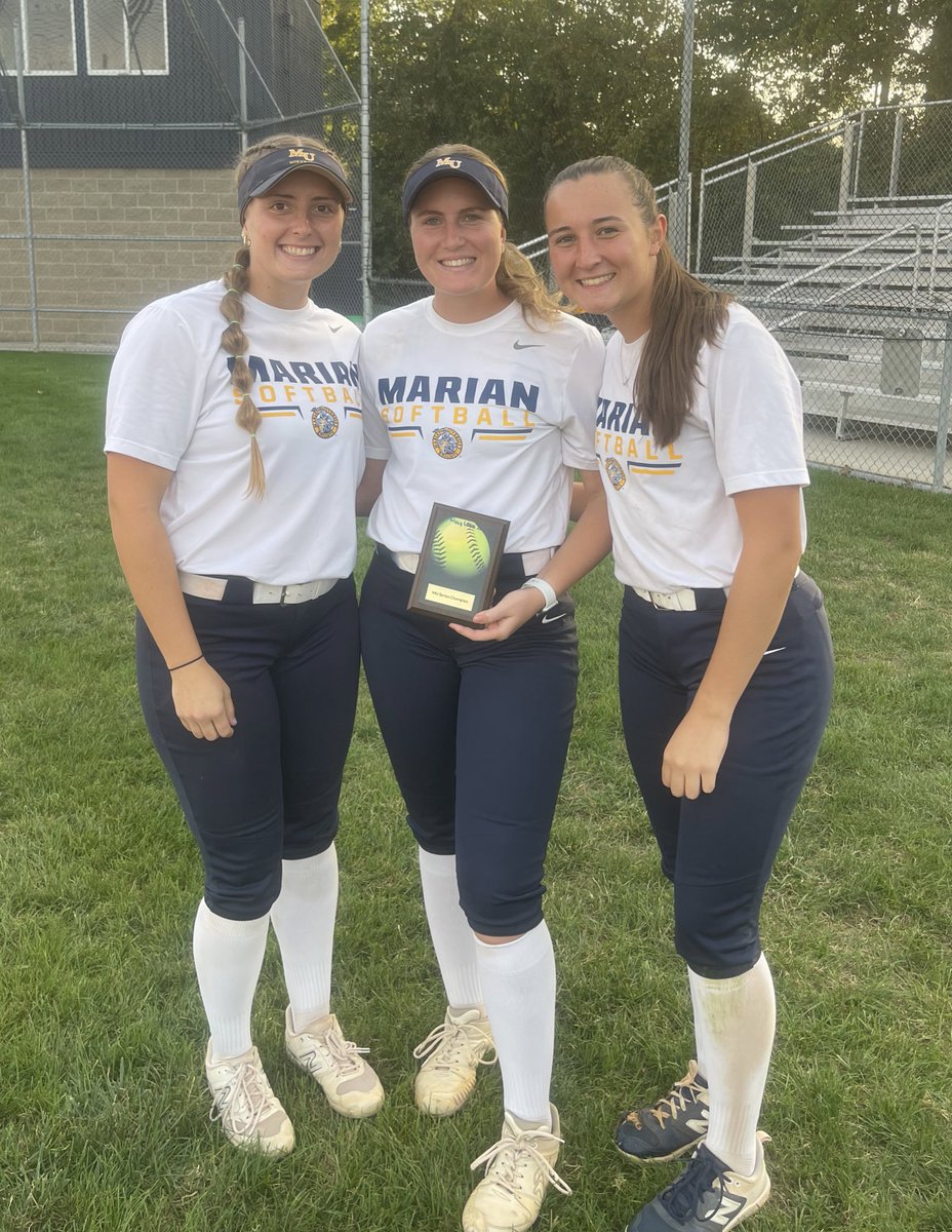 Marian Softball tweet media