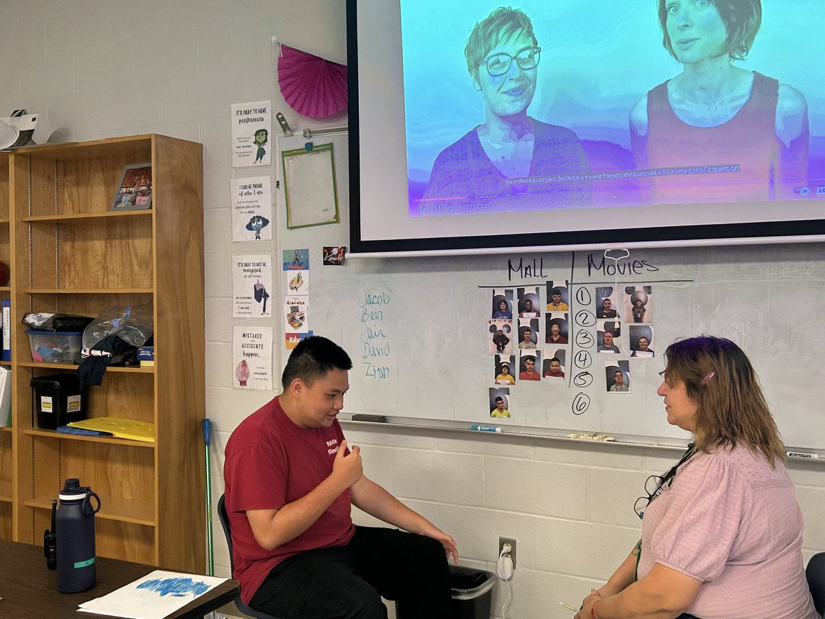 NISDDemi tweet media