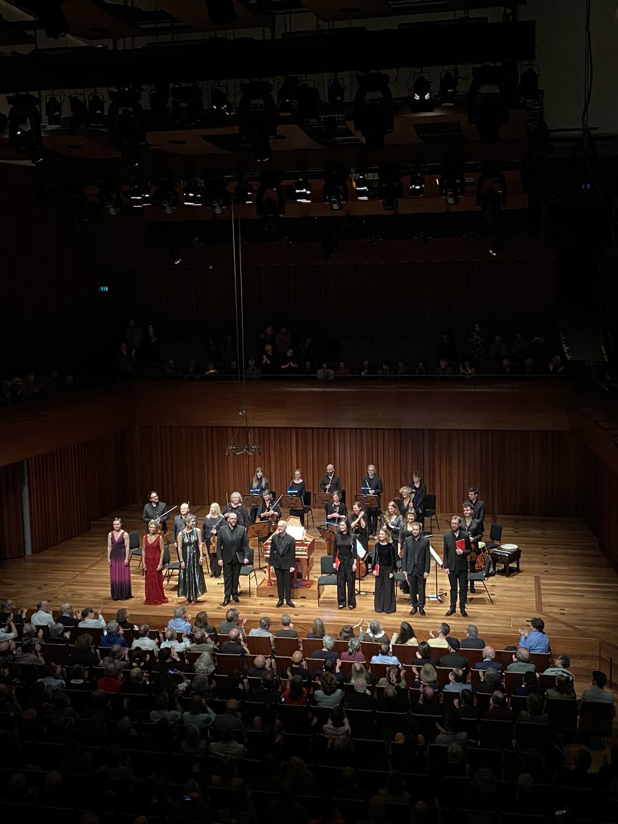 Fantastic performance from the <a href="/AAMorchestra/">AAM</a> tonight: two exquisite operatic rarities from Rameau and Charpentier. Superb musicianship, and hats off to conductor and harpsichordist Laurence Cummings for unexpectedly stepping in and also singing Pygmalion during the last scene!