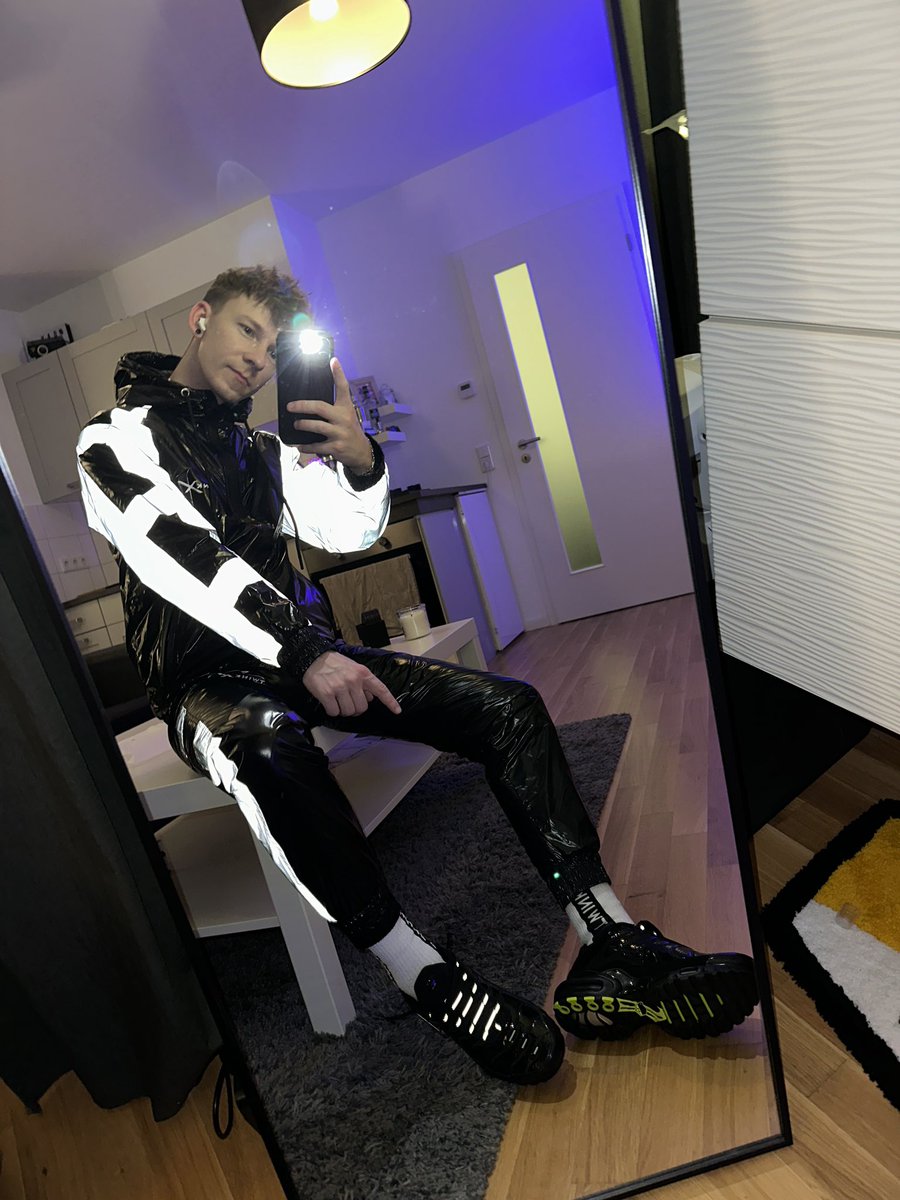 SNKboy.44 tweet media