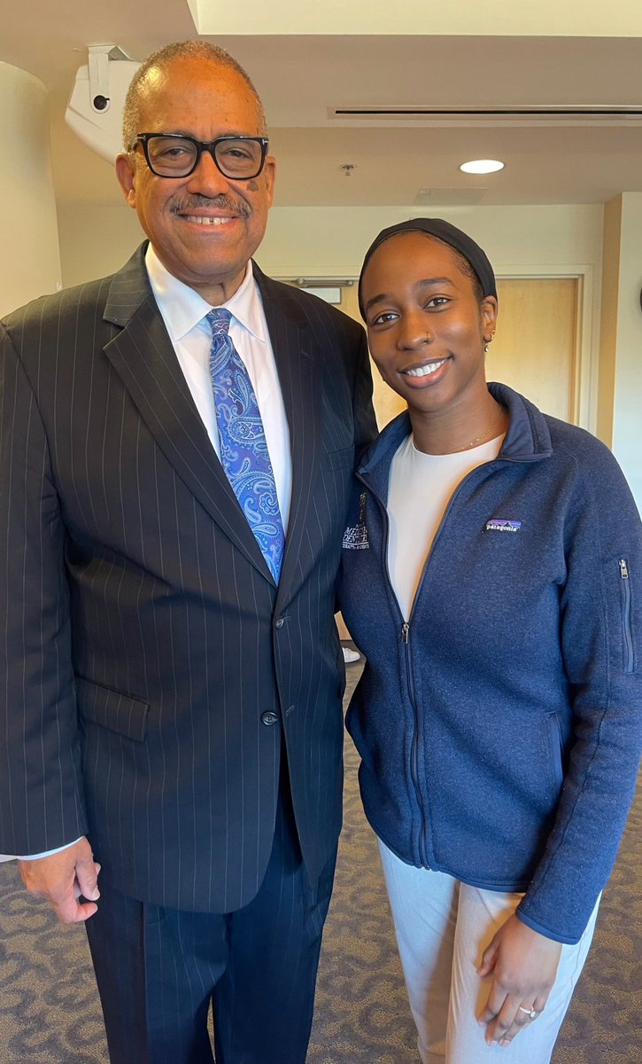 Such an honor to meet trauma surgeon, Dr. Campbell, at <a href="/NIHClinicalCntr/">NIH Clinical Center</a>! Hearing about his journey and insights on trauma disparities left me inspired as I continue my path in medicine and global health + health disparities research.

Thank you <a href="/TraumaDocSF/">Andre Campbell, MD, FACS, FACP, FCCM, MAMSE, FCBC</a>!

#MedTwitter #Surgery
