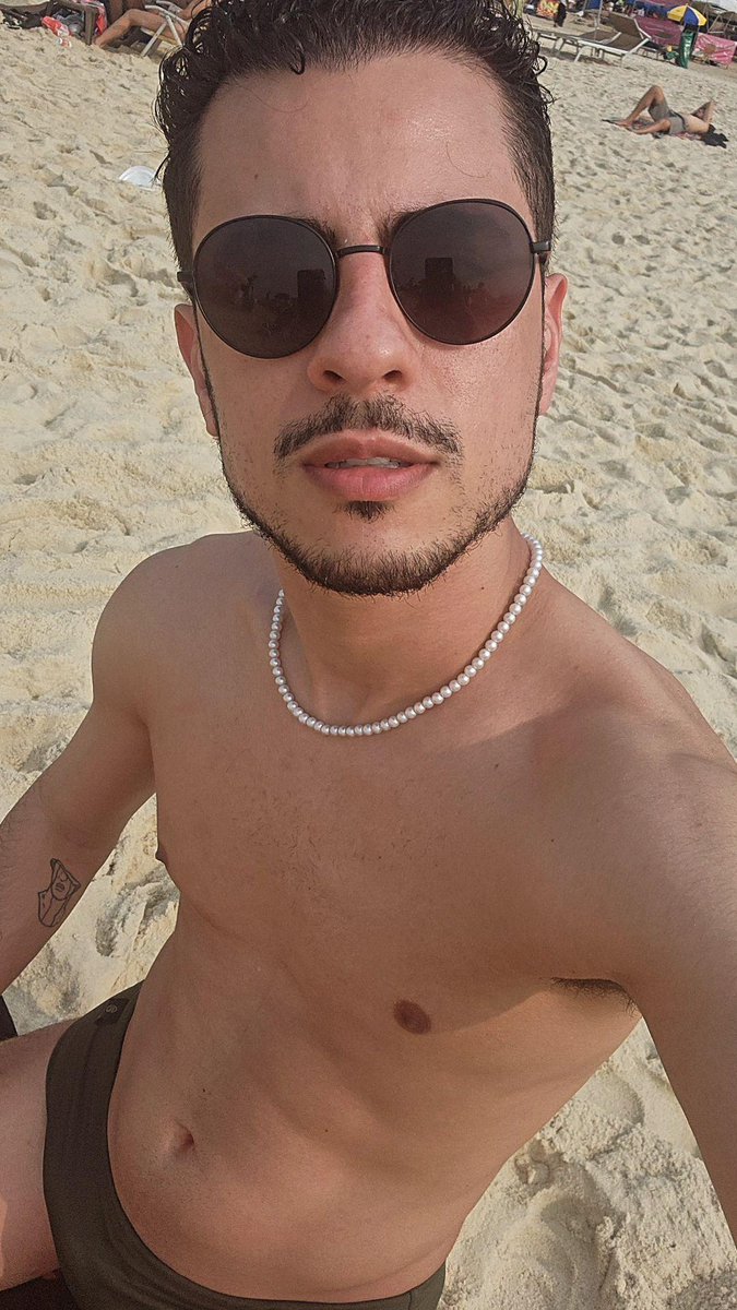 rdcgui's tweet image. Bitch, i'm back by popular demand