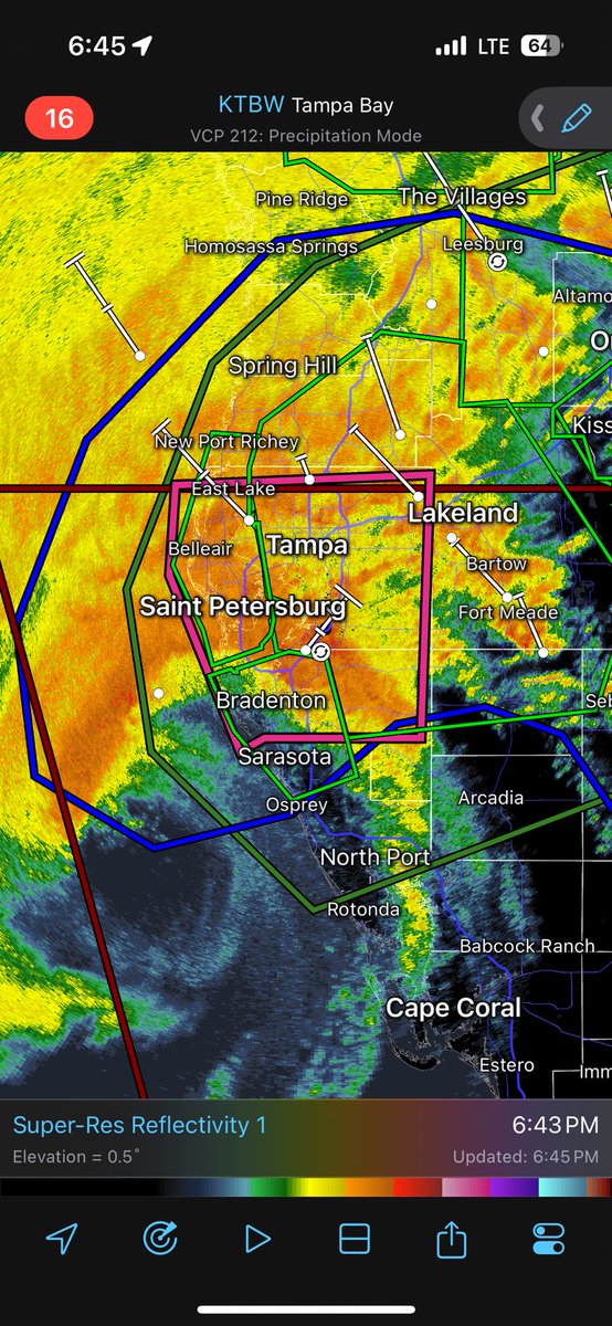 NickhWX's tweet photo. A #ExtremeWindWarning is in effect for the Tampa metro as #Milton’s eyewall comes ashore. Winds of 115mph+ are expected for the warned area. Those in the warning should treat it like a tornado warning. #FLwx #wxtwitter #Hurricane https://t.co/jIwXFddRKe