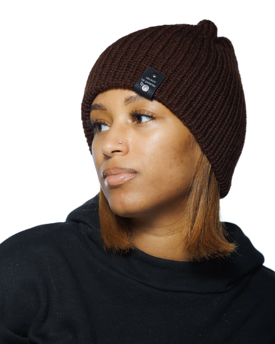 hookedonaminah's tweet photo. Some of my favorite shots/ hats!! Which hat is your favorite? Let me know &amp; go follow @hookedonaminah 🫶🏽 800th follower will receive a free gift with their purchase💜
.
.
.
#chicago #fashion #crochet #knitwear #hookedonaminah #chicagophotography #chicagomodel #crochethat https://t.co/4GLKIb1cHc