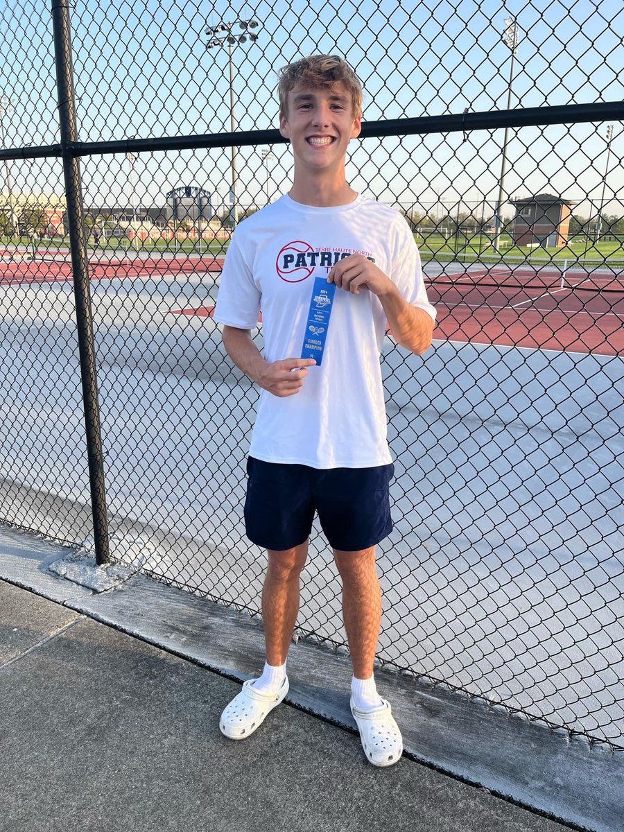 RickSemmler's tweet photo. Terre Haute North senior James Belmar today won an individual singles sectional title beating an opponent from Plainfield 6-1, 6-2. Belmar now advances on to regional round next week in the IHSAA individual state singles tourney https://t.co/P7CGL1Y3NC