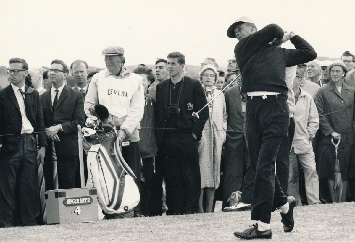 andrew_crockett's tweet photo. I had the pleasure of chatting with Bruce Devlin recently. What a fine man. Highly encourage golf enthusiasts to tune in to his podcast @ForetheGame #brucedevlin 
Amazing to think his 16x top 10s in majors is more than, say Cameron Smith (9), Steve Elkington (10), Geoff Ogilvy (8), or Marc Leishman (6). 
Story out soon, in print. 
Photo via John W Fischer III