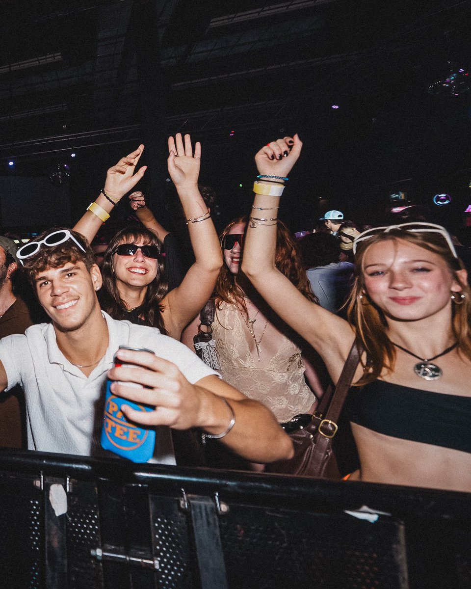 GUZ (@guzgrooves) on Twitter photo Gainesville that was hot! 🥵 thx for the haves <a href="/partystarterofc/">partystarterradio</a> and Project U. 👊🏻 Gainesville that was hot! 🥵 thx for the haves <a href="/partystarterofc/">partystarterradio</a> and Project U. 👊🏻