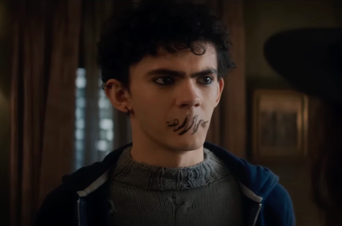 nyc_johnson's tweet image. Honestly, if some put the @ZackSnyder #DDNEQ for @BatmanvSuperman, same #Implies for @wandavision. We cannot #Indulge #MCU #BS for their #Insecure #Depth when it #Doesntequalquality.