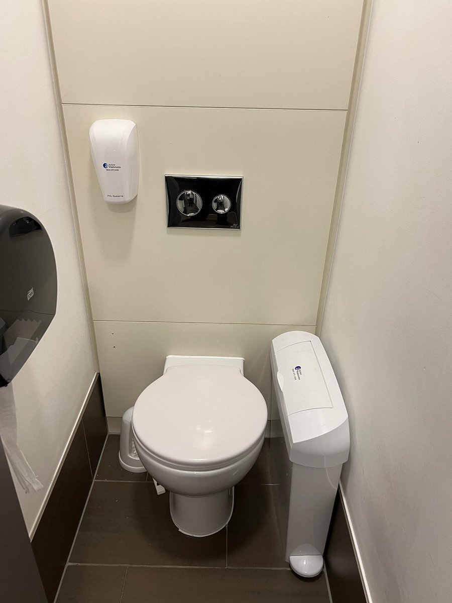 ActiveWashrooms's tweet image. We are here there and everywhere 🤯 within less than 24 hours of making an enquiry we arranged this large &amp;amp; complex installation. #herethereandeverywhere #newcustomer #installation #manchester #washroom #hygiene #leadingtheway #activewashrooms