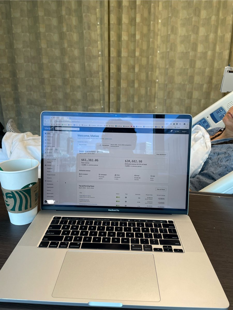EcomMatias's tweet photo. Making money online isn't just a job.

It's a lifestyle.

It's freedom.

This month I hit my first $100k PROFIT online.

*My mom is okay she just broke her leg. https://t.co/145RZGrTgF
