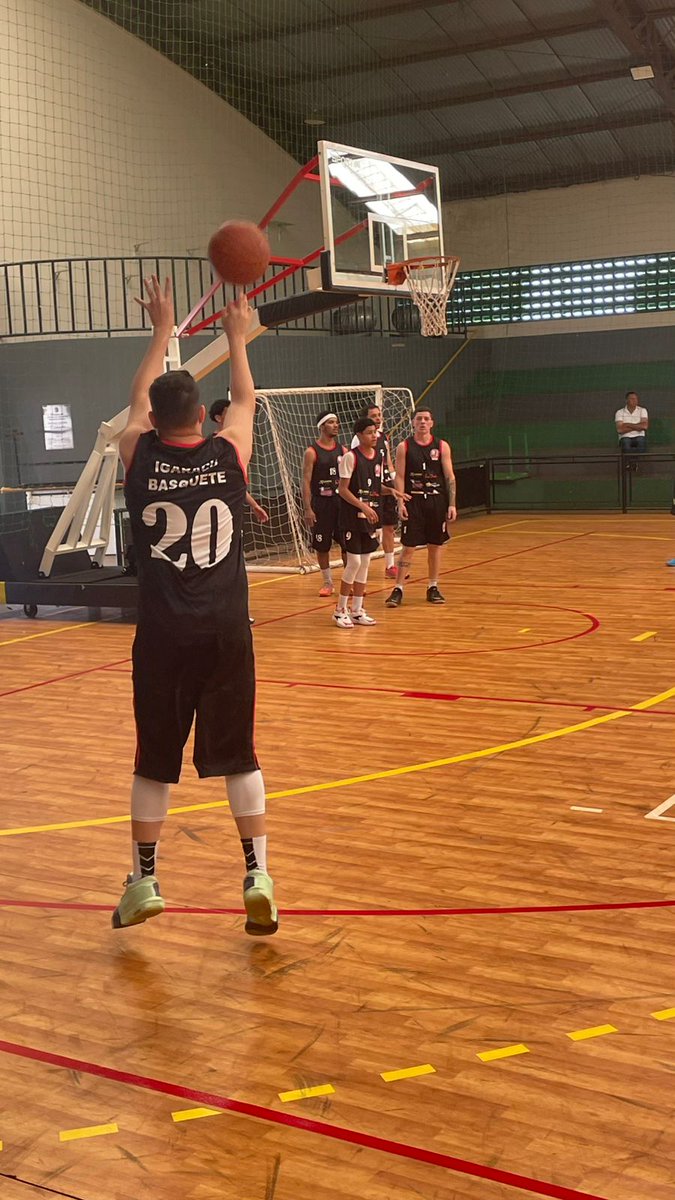 Vou postar aqui só pq voltou 🏀💥😩