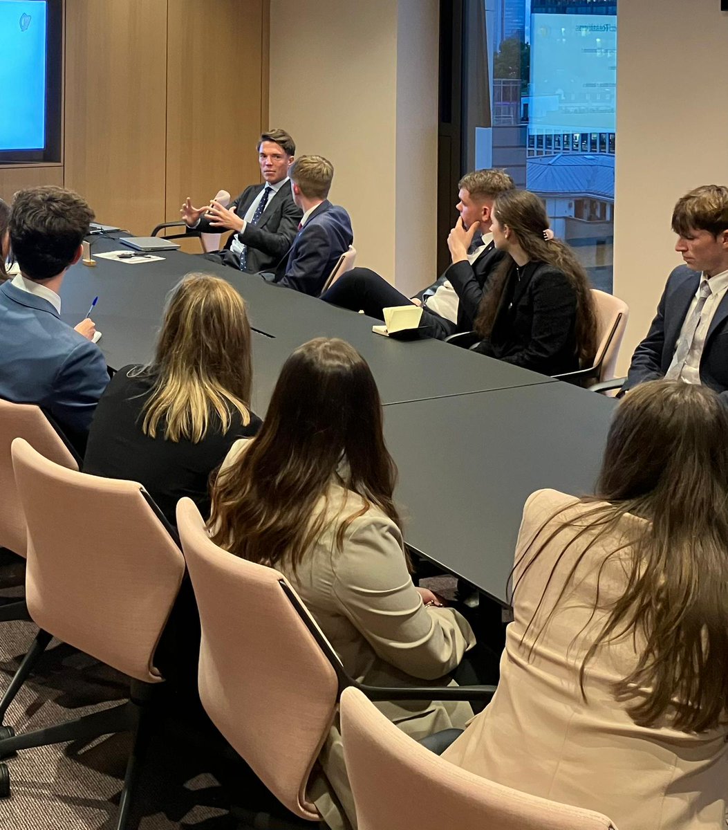 Consulate General of Ireland, Frankfurt am Main tweet media