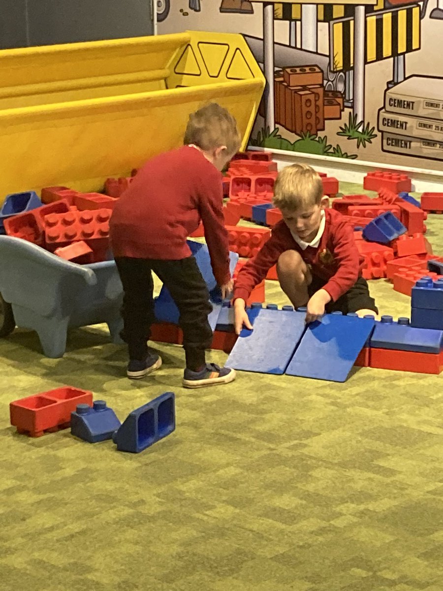 Blwyddyn 2 Cross Ash tweet media