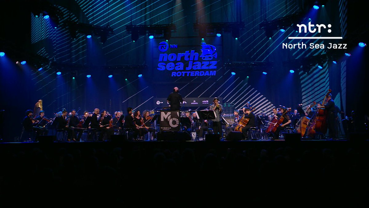 Vanavond zie je bij de <a href="/omroepntr/">Omroep NTR</a> in Back To <a href="/northseajazz/">NN North Sea Jazz Festival</a> het bijzondere concert van componist/dirigent <a href="/TijnWybenga/">Tijn Wybenga</a> met het <a href="/MetropoleOrkest/">Metropole Orkest</a> en zijn special guests: trompettist <a href="/amBROSEire/">Ambrose Akinmusire</a> en zangeres <a href="/lizzwrightmusic/">Lizz Wright</a> . Promo: fb.watch/v6xYD6dJGL/ <a href="/nposouljazz/">NPO Soul & Jazz</a>  #nsj2024