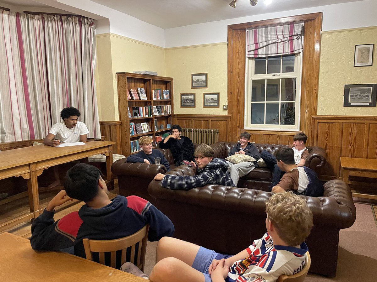 Prefect led Year group meetings taking place ahead of tomorrow’s House Forum meeting.