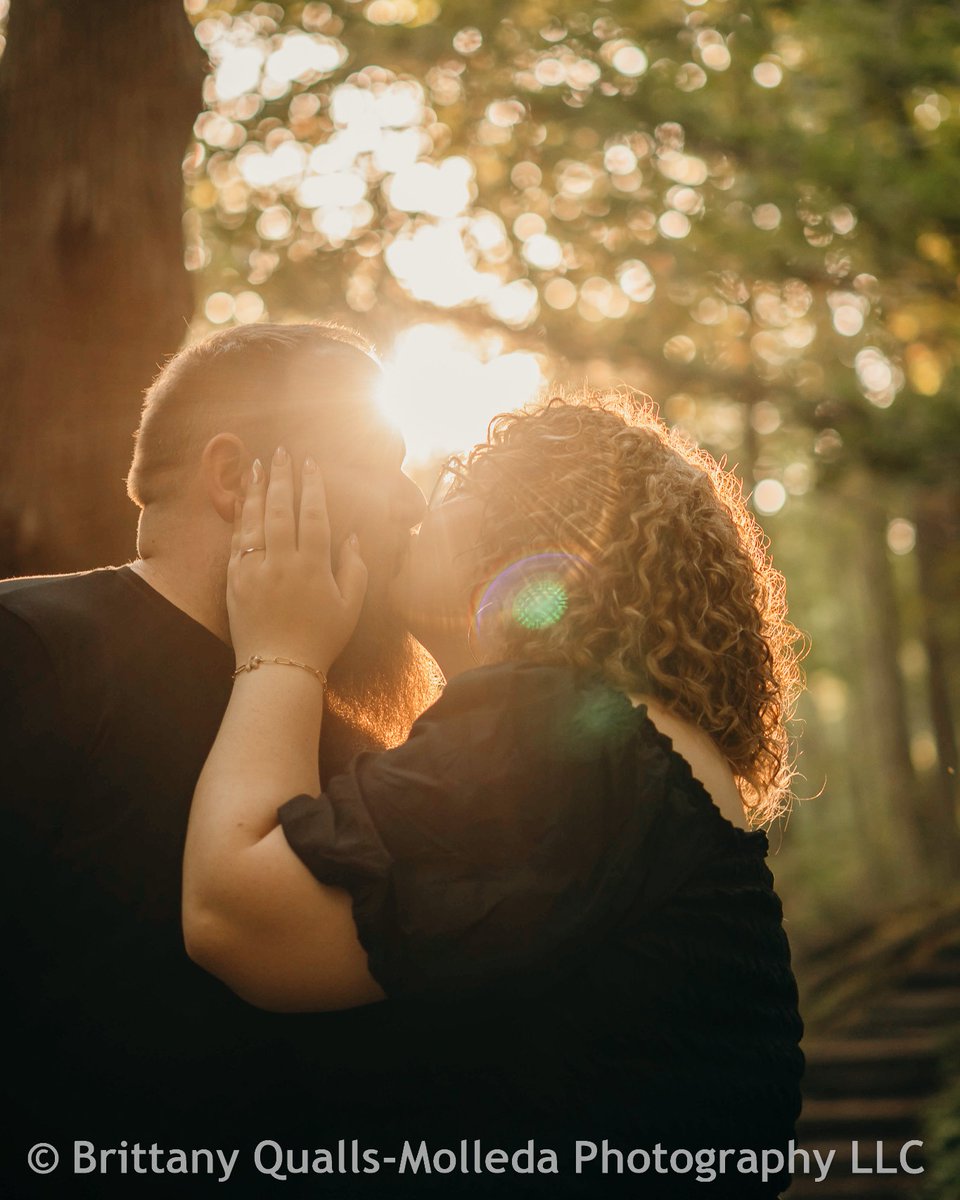 BLQMPhotography's tweet image. More beautiful fall-inspired photos!! Book your fall photo session today!
More slots added to choose from!!
Book today! …ualls-molledaphotography.pixieset.com/booking/
#familyphotos #fallsession #fallphotos #fallfamilyphotos #updatedphotos #blqmphotography