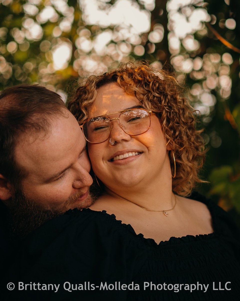 BLQMPhotography's tweet image. More beautiful fall-inspired photos!! Book your fall photo session today!
More slots added to choose from!!
Book today! …ualls-molledaphotography.pixieset.com/booking/
#familyphotos #fallsession #fallphotos #fallfamilyphotos #updatedphotos #blqmphotography