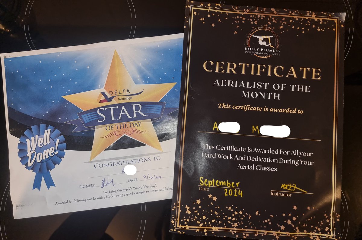 2 awards in one day for A! Super proud of her dedication to everything she does 🌟👏🏻 <a href="/y6tolkienclass/">J.R.R. Tolkien Class</a> @DeltaNorbridge