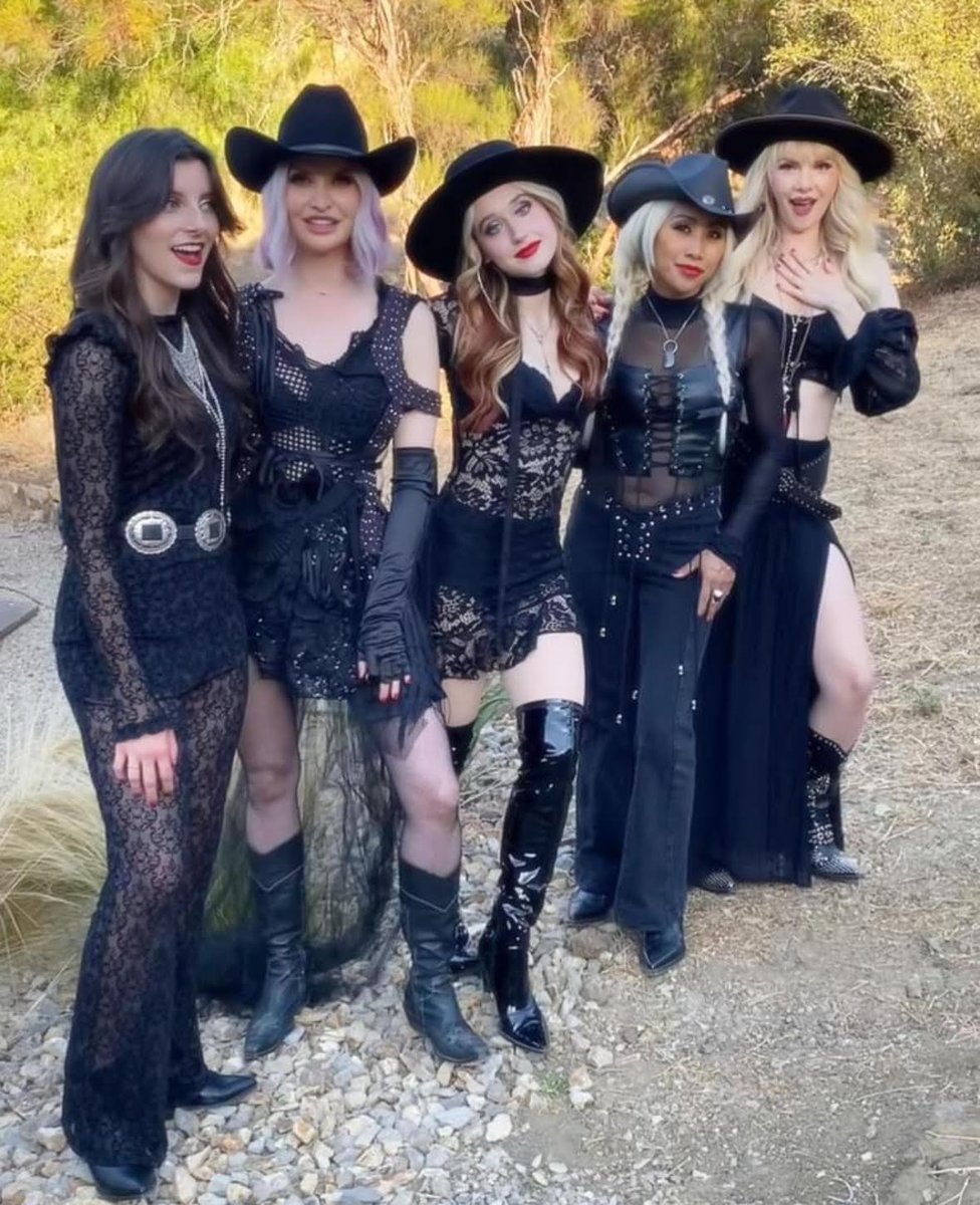Blaise Dahl (@blaisedahl) on Twitter photo Back in black & ready to rock! 😎 Don't miss the WORLD PREMIERE of the #MidnightCowgirls new song LEAVING TEXAS on <a href="/siriusxmoutlaw/">SiriusXM Outlaw</a> Country's #ApronStrings show hosted by the always ah-mazing <a href="/Elizabeth_Cook/">Elizabeth Cook</a>!🙏#outlawcountry #sxm #sxmoutlaw #countryrock #altcountry #yallternative Back in black & ready to rock! 😎 Don't miss the WORLD PREMIERE of the #MidnightCowgirls new song LEAVING TEXAS on <a href="/siriusxmoutlaw/">SiriusXM Outlaw</a> Country's #ApronStrings show hosted by the always ah-mazing <a href="/Elizabeth_Cook/">Elizabeth Cook</a>!🙏#outlawcountry #sxm #sxmoutlaw #countryrock #altcountry #yallternative