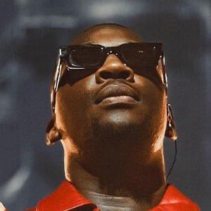 🚨« Cartier Santos » devient le titre de SDM le plus streamé de sa carrière en 24h sur Spotify 

714k streams 👏