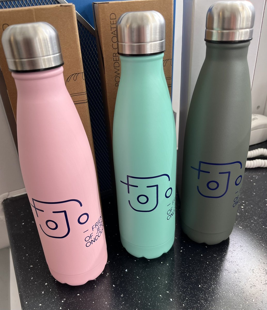 Just arrived!! Gorgeous colours of insulated  bottles that will be going into our FOJO care packs 🥰