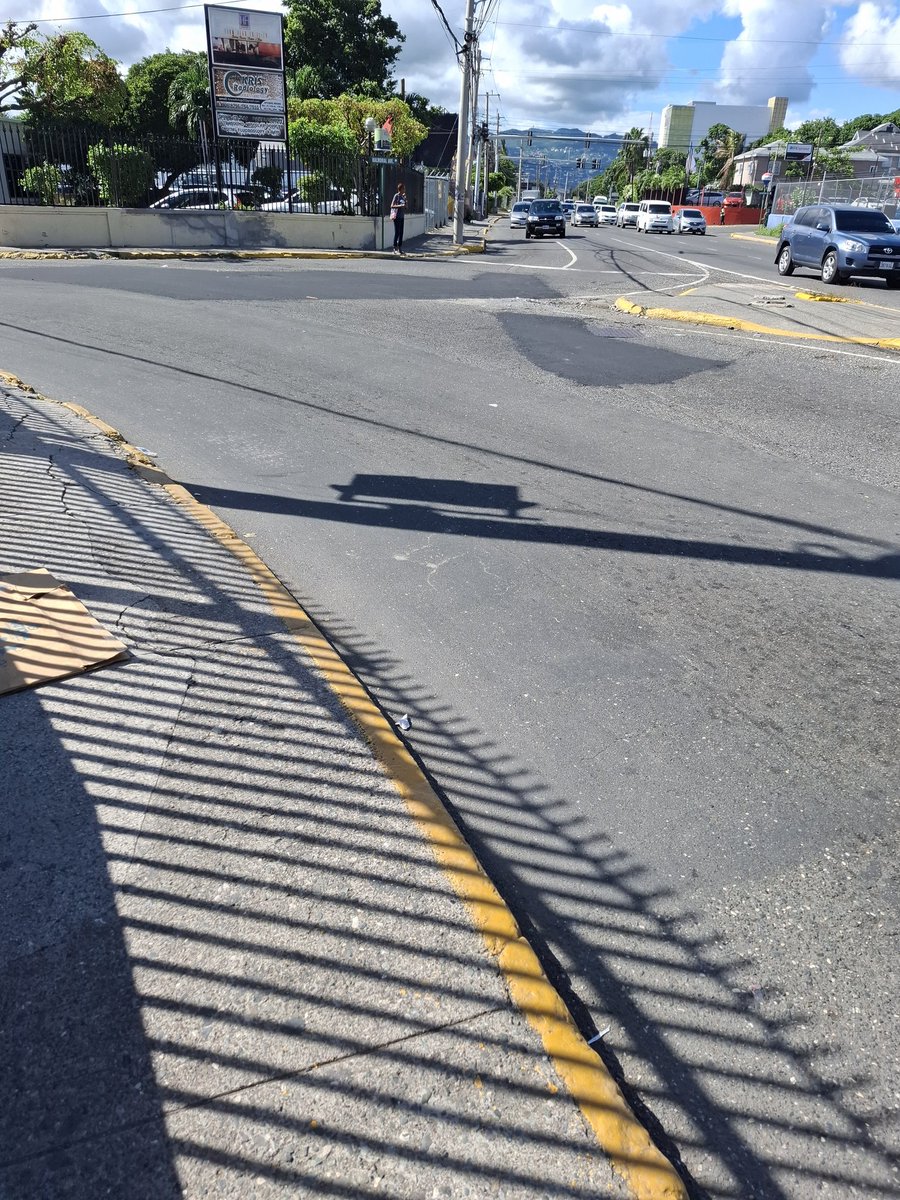 vidokti's tweet photo. Balmoral/HWT Road is patched. https://t.co/rJ2XqE0mb1