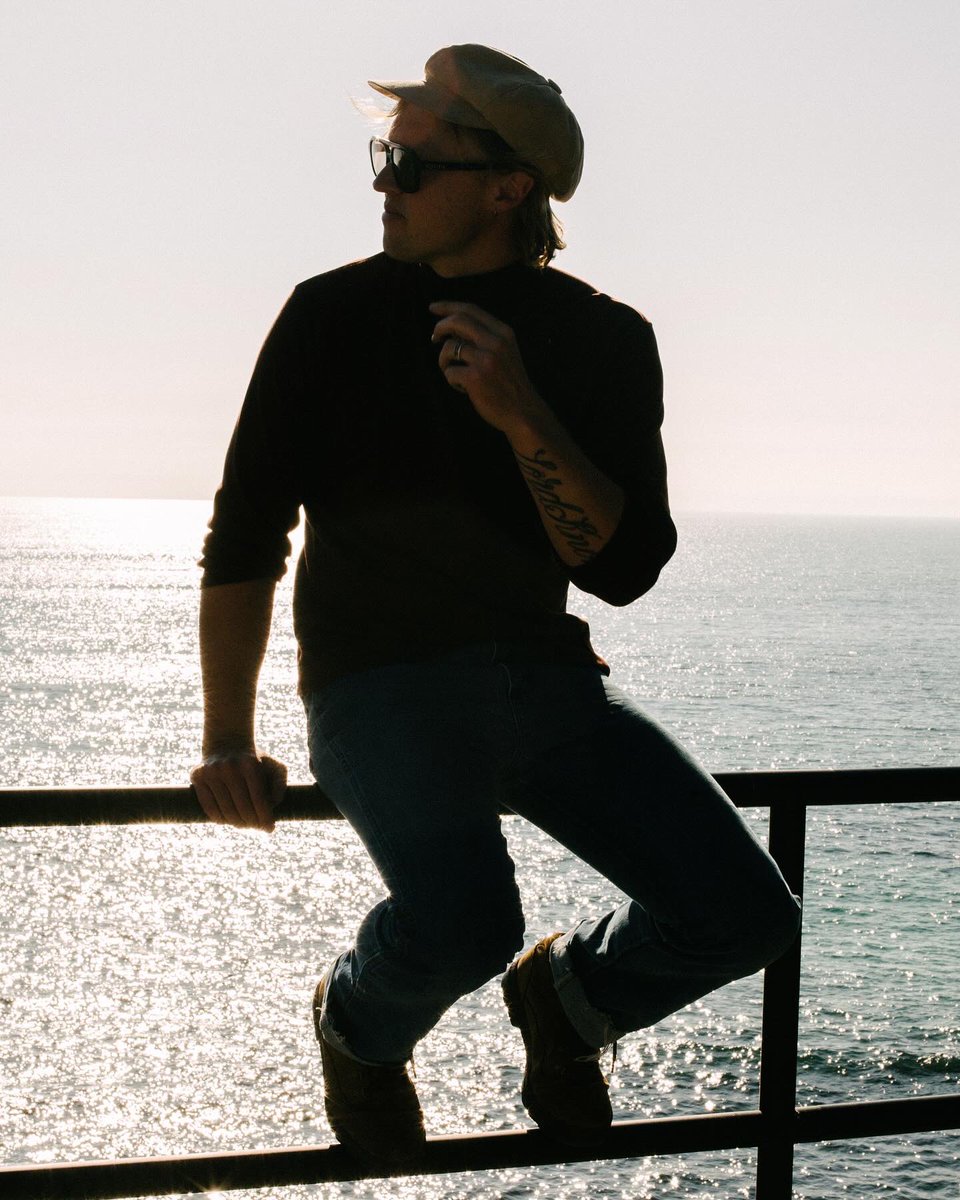 TimMaiden_'s tweet photo. Have another single warming up in the oven for y’all, along with a Laguna show date to share soon… STAY TUNED 🏖️🍯🪩🕺🏼 https://t.co/M4yELXAmlB