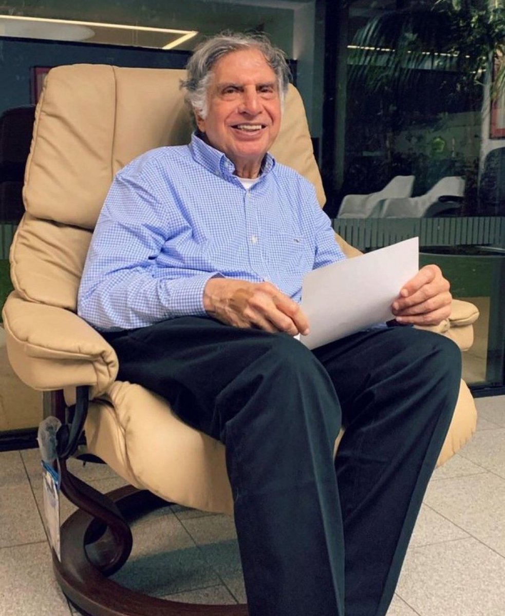 Samartripathi80's tweet photo. It feels like a personal loss 🥲
OM Shanti
 #RatanTata https://t.co/v7rK7eQxNs