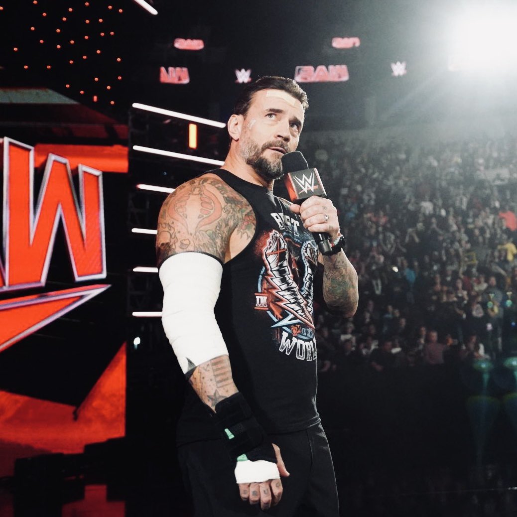 Teffo_01's tweet photo. Per Wrestlenomics, CM Punk’s opening promo on Raw this past Monday was the highest rated quarter in total audience with 1.71M viewers.

The face of the brand 🐐🔥 https://t.co/kN3GZyedme