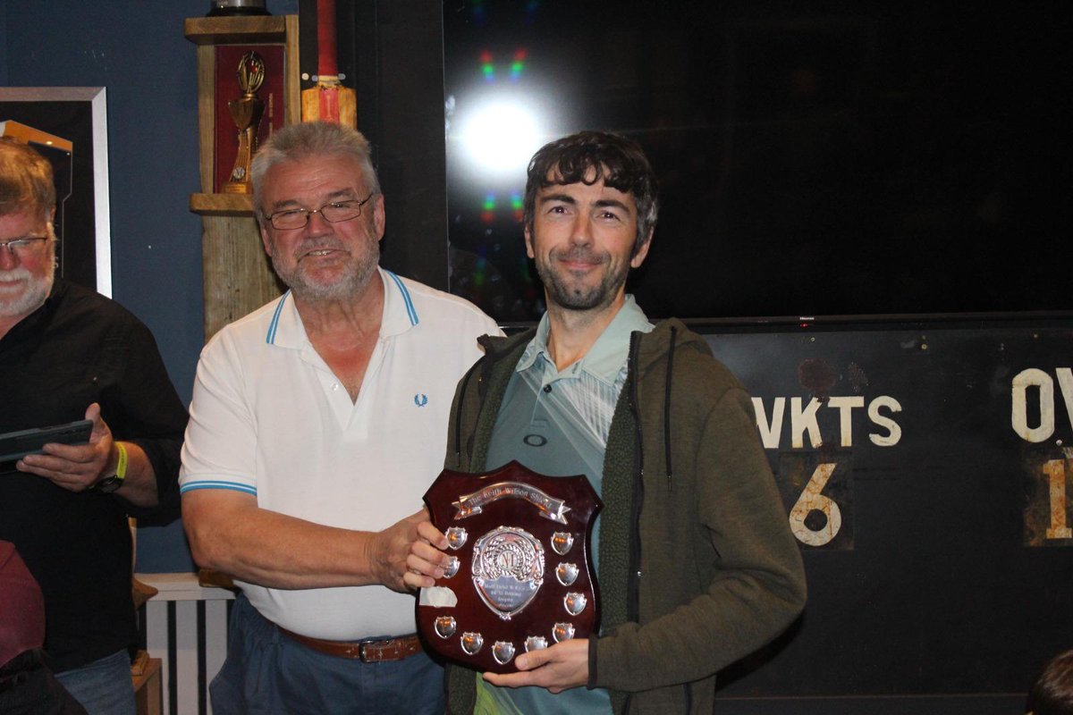 MuffFieldCC's tweet image. Another season over a couple of pics from the awards night.. Darren with his Duck Cup, Ian 1st XI player a group photo cos they love a photo and the big ginger beard with the Broadbent Memorial Bowl well deserved award. #upthemuff.