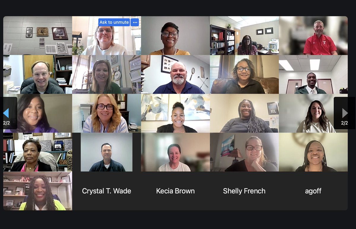 msprepsorg's tweet photo. Dr. Teresa Poole, Dean of WCU  SOE shared her amazing leadership tips. She was joined by Mr. Kim Marshall, creator of The Marshall Memo. The CEO team also heard from Dr. Chuck Benigno, Dr. Ed Leonard, and Dr. Wanda Maulding. 🙌.  #PREPSLeadership #WCUEducation @ChuckBenigno https://t.co/NqOMcYbbTu