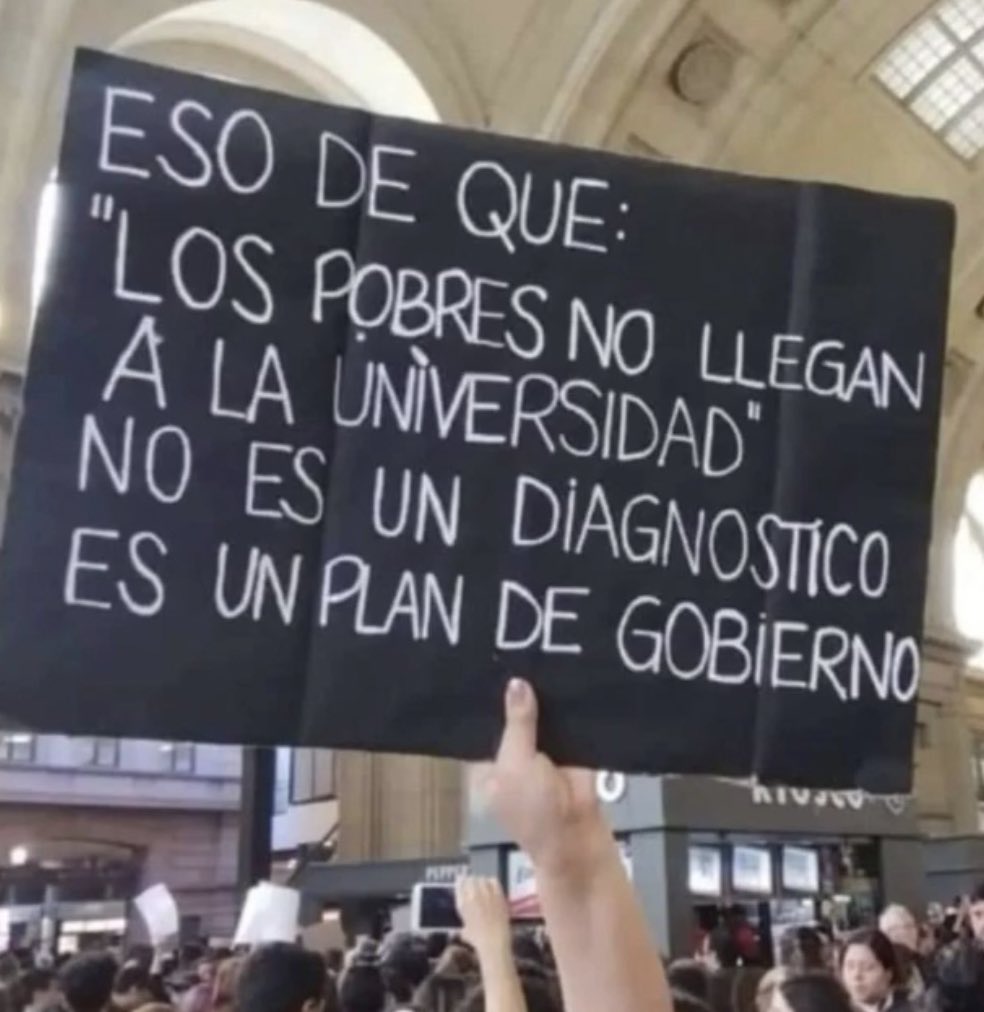 Julipauld's tweet photo. La tienen a Mariana Brey? https://t.co/dgkYLJIhOg