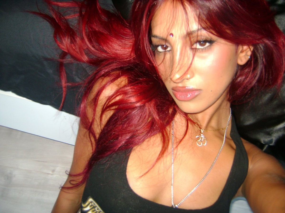 Lara Pics tweet media