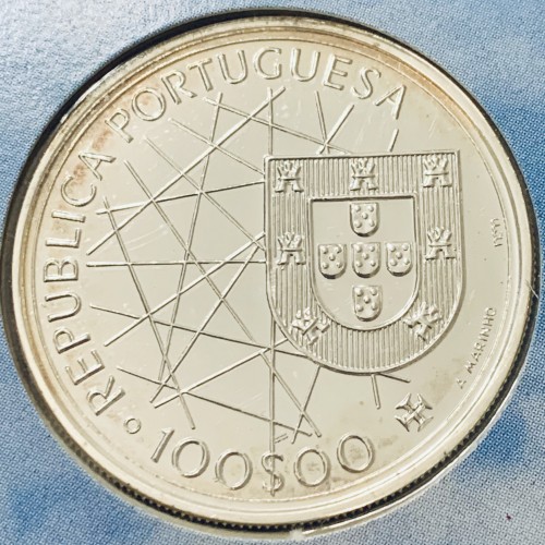 MadWolf1960's tweet photo. @WIMissScarlet @Lamar_001 @iamnot_elon Actually that is the old way you wrote the coin in Portugal before the euro.

In this case it's 120$00 which means hundred and twenty escudos (something like €0,70 in euros) https://t.co/8XBcovn1on