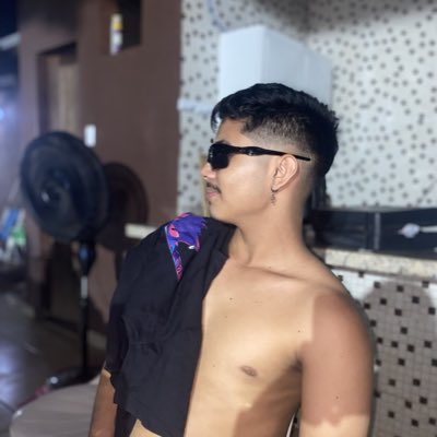 eisanchesss's tweet photo. #NovaFotoDePerfil https://t.co/ulBVQILAv4