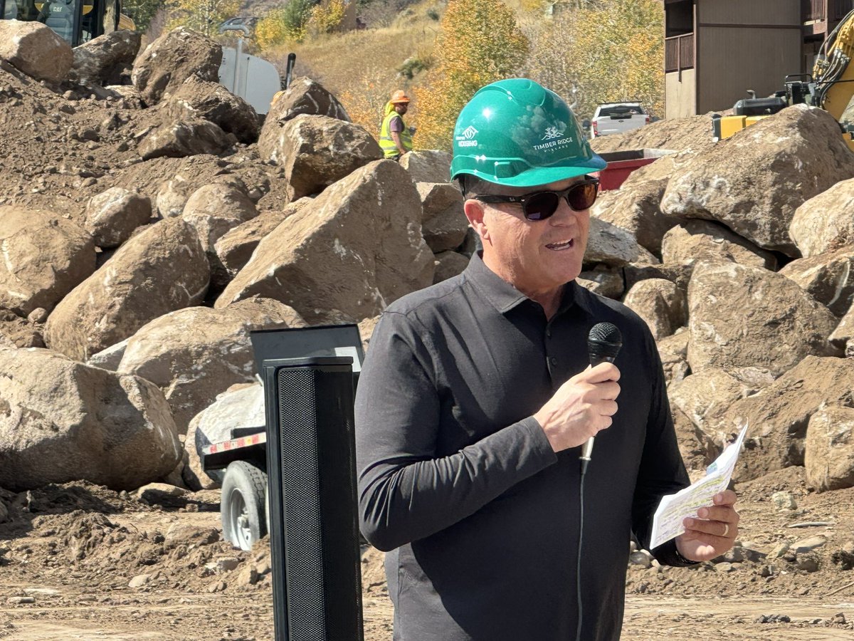 HabitatVail's tweet photo. Congratulations @VailGov and @TriumphDev on breaking ground at #TimberRidge! @HabitatVail is so proud to be a partner in this project #HabitatVoicesinAction #affordablehomeownership #partnership #community https://t.co/90TGhdDb5z