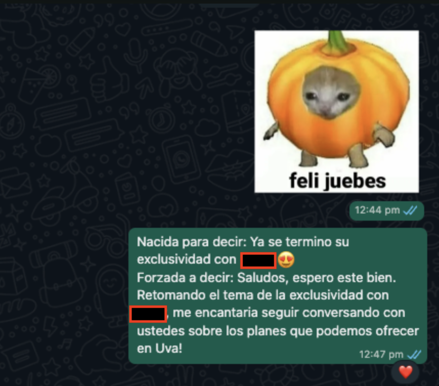 Hoy descubrimos cómo nuestra top closer maneja sus clientes... 🤦🏻‍♀️ ¿La botamos o le damos un ascenso? Muy Gen Z ella.