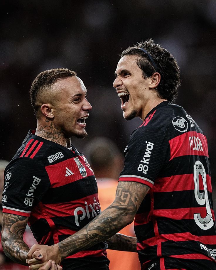 quem voltou  / quem eu queria que voltasse