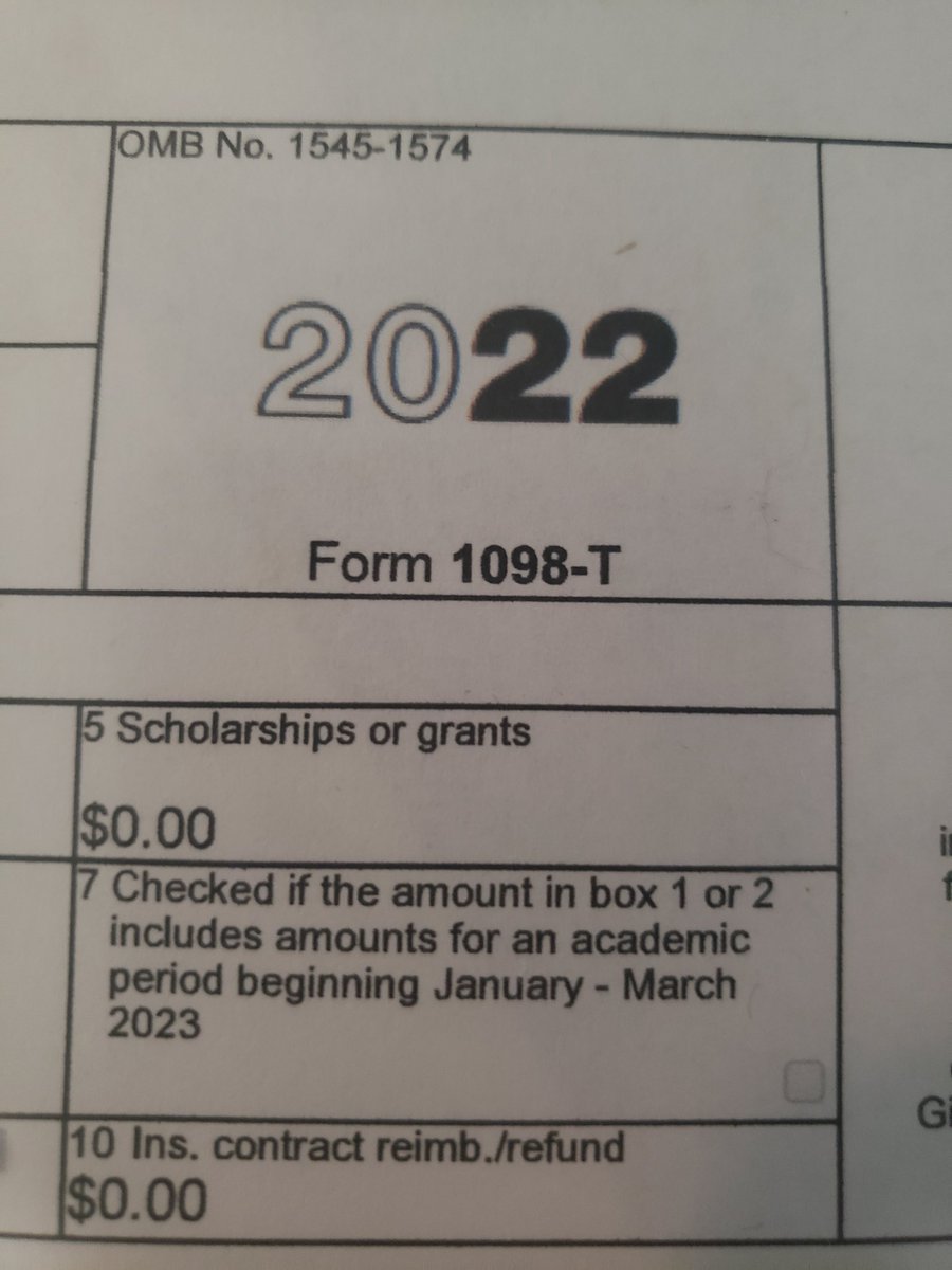 8266_esp's tweet image. @IRStaxpros 
Why would the IRS award the students who did not graduate and reject the students who did graduate???
#AOC2021 #AOC2022