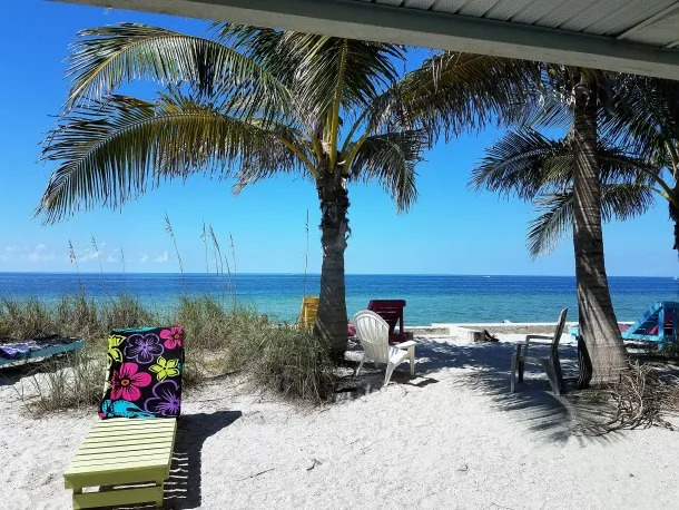 DelValFoodScene's tweet photo. Praying for the @RealPureFlorida area as #HurricaneMilton bears down tonight. We visited 8 years ago and fell in love! Hang in there, Florida. 🙏 https://t.co/RZG0UQRdpU https://t.co/bP5KYJH4nl