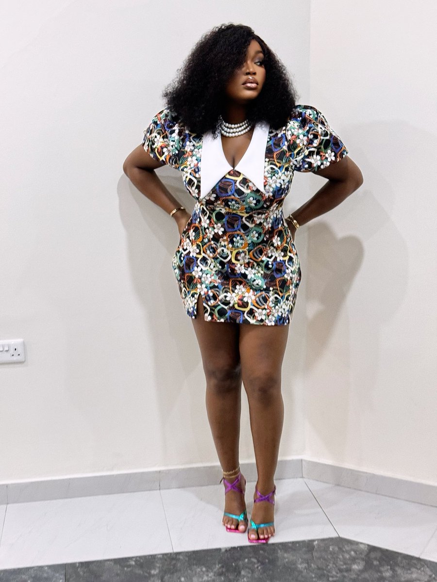 chinwe_elib's tweet photo. Stepping out in grand style for the private viewing of MY FAIRYTALE WEDDING 🧚❤️

#AMMYFAIRYTALEWEDDING 
#ChinweElibe https://t.co/qfdxGlUEMb