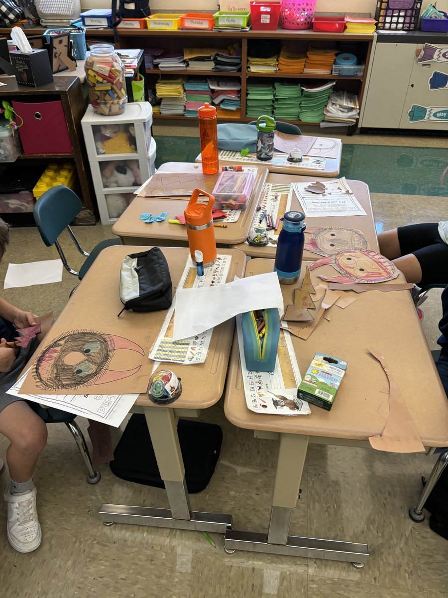 Mrs. Pedley’s class is “Where the Wild Things Are” today! And a huge thank you to one of our very own Plum high schoolers Ella Pedley for volunteering her time with the wild things today!